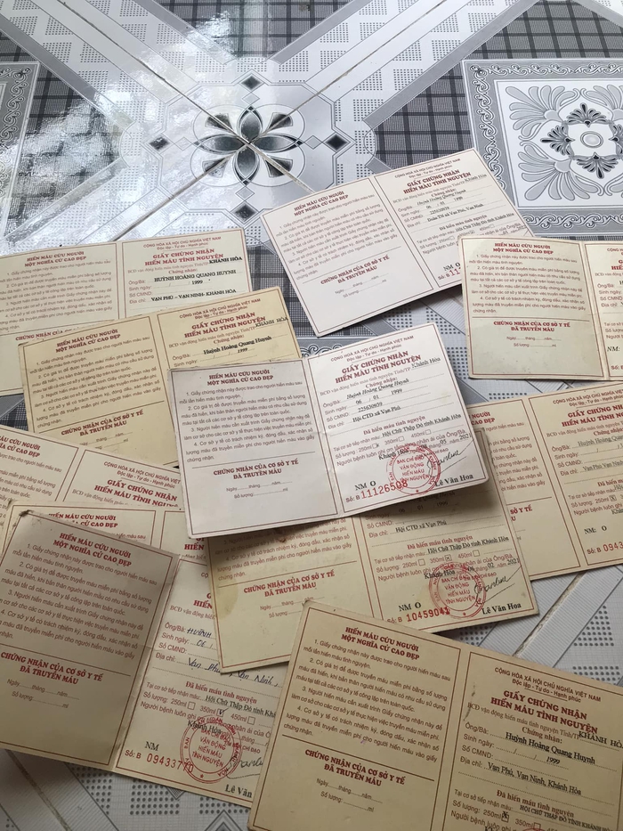 Quang Huynh admired for sharing blood donation certificates (Photo: Quang Huynh)