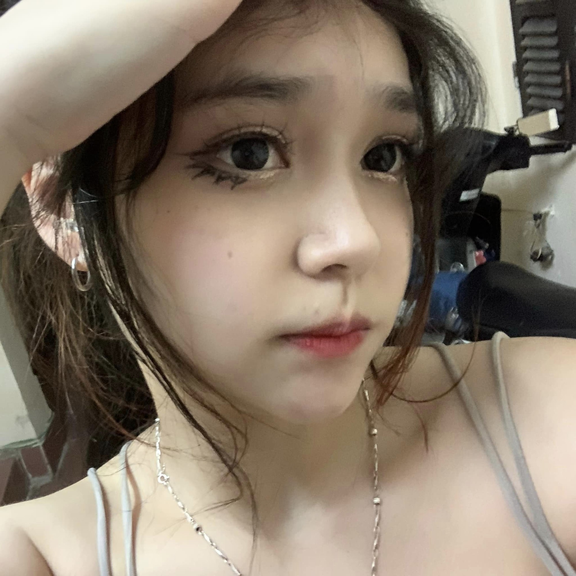 Vietnamese gamer casual photo 2