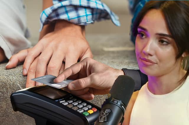 YouTuber Sparks Backlash for Demanding Bank Info on First Date 2 Sofia Franklyn talking on podcast