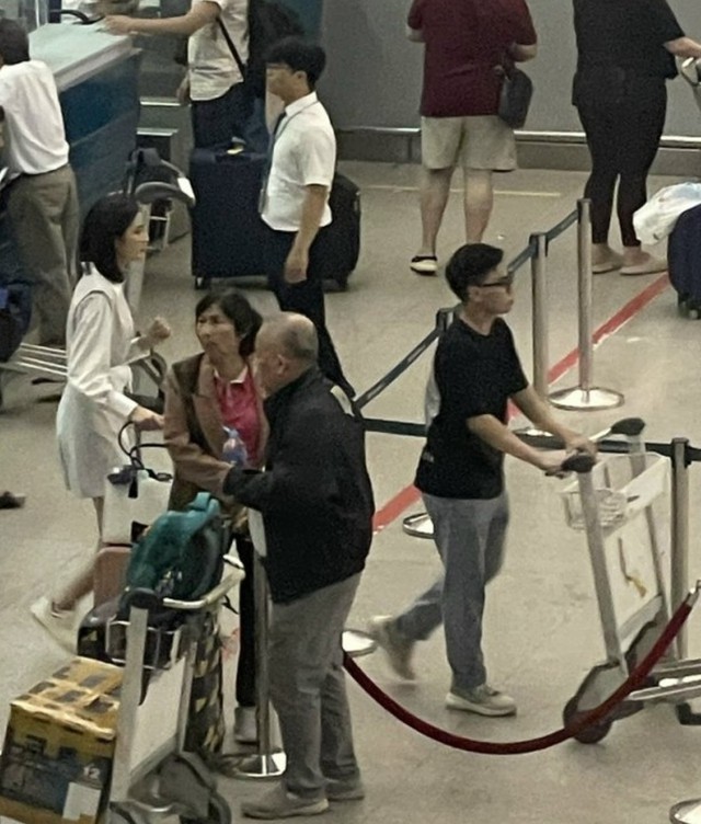 Miss Ý Nhi Returns After Drama, Boyfriend Wins Hearts 2 Anh Kiệt supporting Ý Nhi