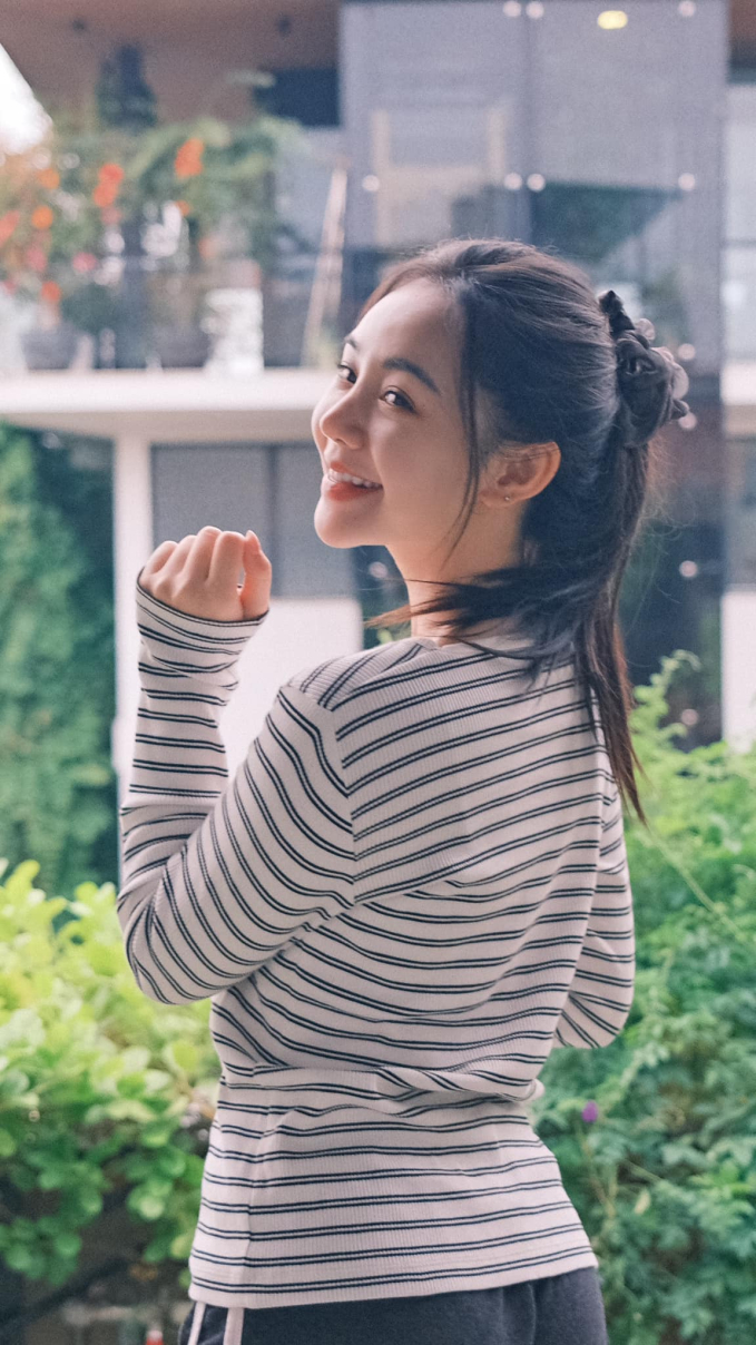 How Quỳnh Kool Shed Her 'Silly Hot Girl' Image to Shine as Prime Time Star 6 39468799231497216818379939047331996215820816n 1017 1701833298488 17018332985741700981619