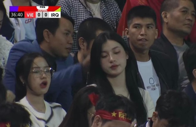 Hot Girl at Stadium Outshines Famous TikToker in Tight Outfit 4 4045914866891177399860922259435109558218547n 170062995567515634061 162121 1701742944883 1701742944960905900149