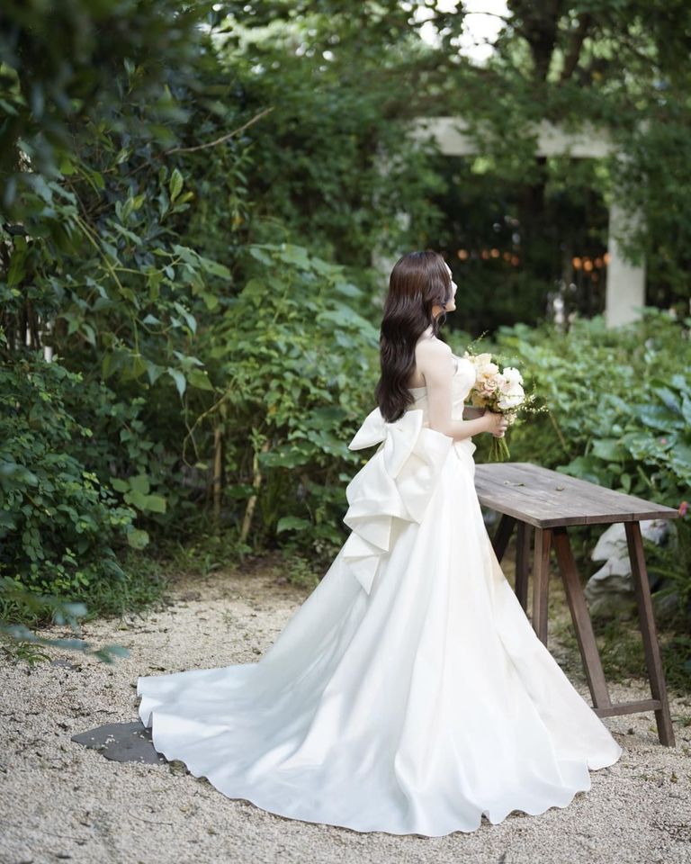 TikToker Đặng Thu Hà Opens Up About Her Sudden Wedding 12 4086801453061078090602855519597889534779366n 1702031024469779937914