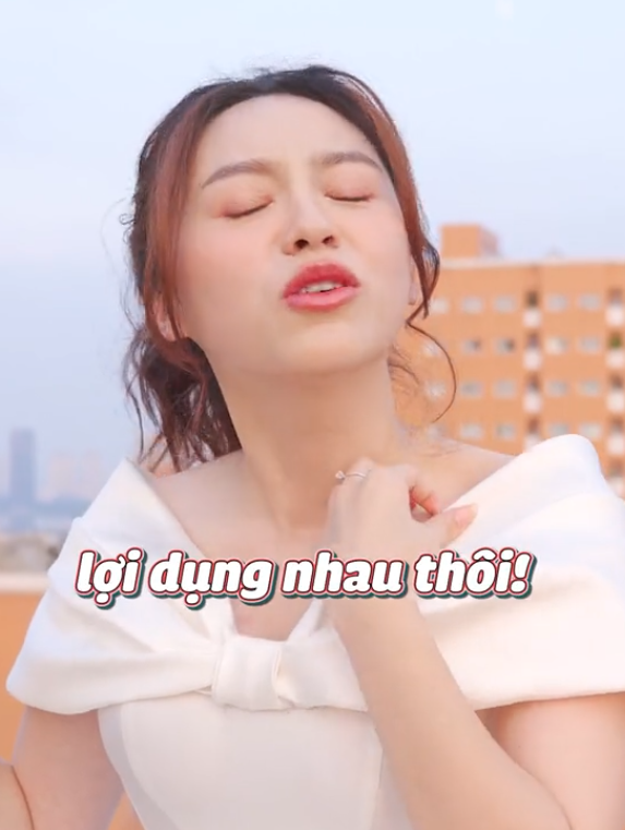 TikToker Đặng Thu Hà Opens Up About Her Sudden Wedding 3 screenshot 2023 12 08 165336 17020310242171624879723