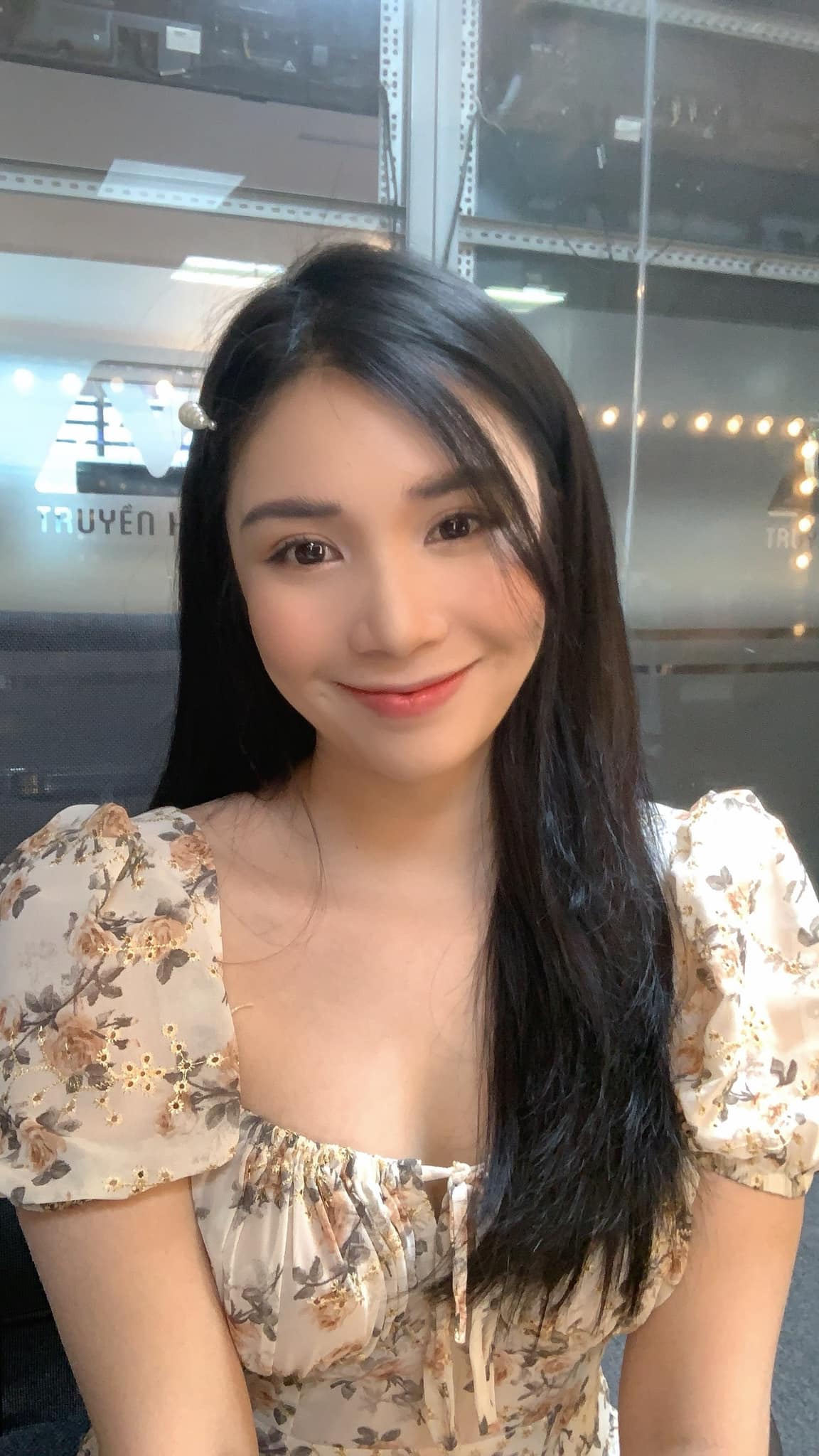 Thanh Bi Stuns Fans with Stunning Glow-Up After 7 Years Apart 8 Thanh Bi recent photo 5