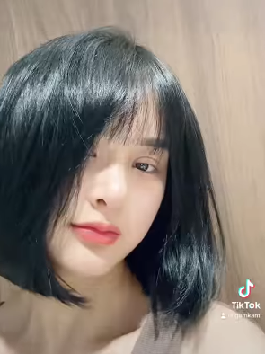 Gấm Kami Stuns Fans with Dramatic Post-Surgery Look 5 screenshot 2024 03 19 083030 17108152704231060637815