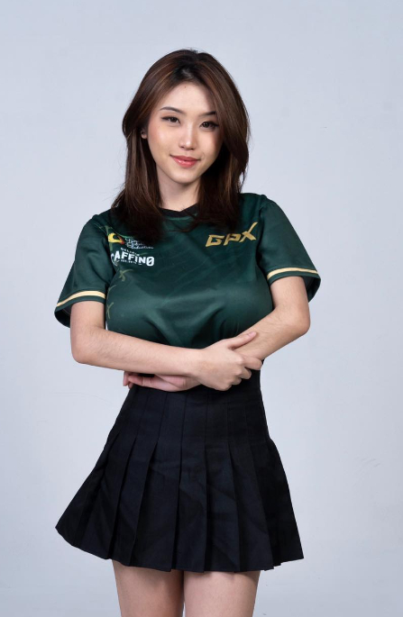 Meet Anastasya Khosasih, Indonesia’s Hottest Esports Star 1 Anastasya Khosasih esports player