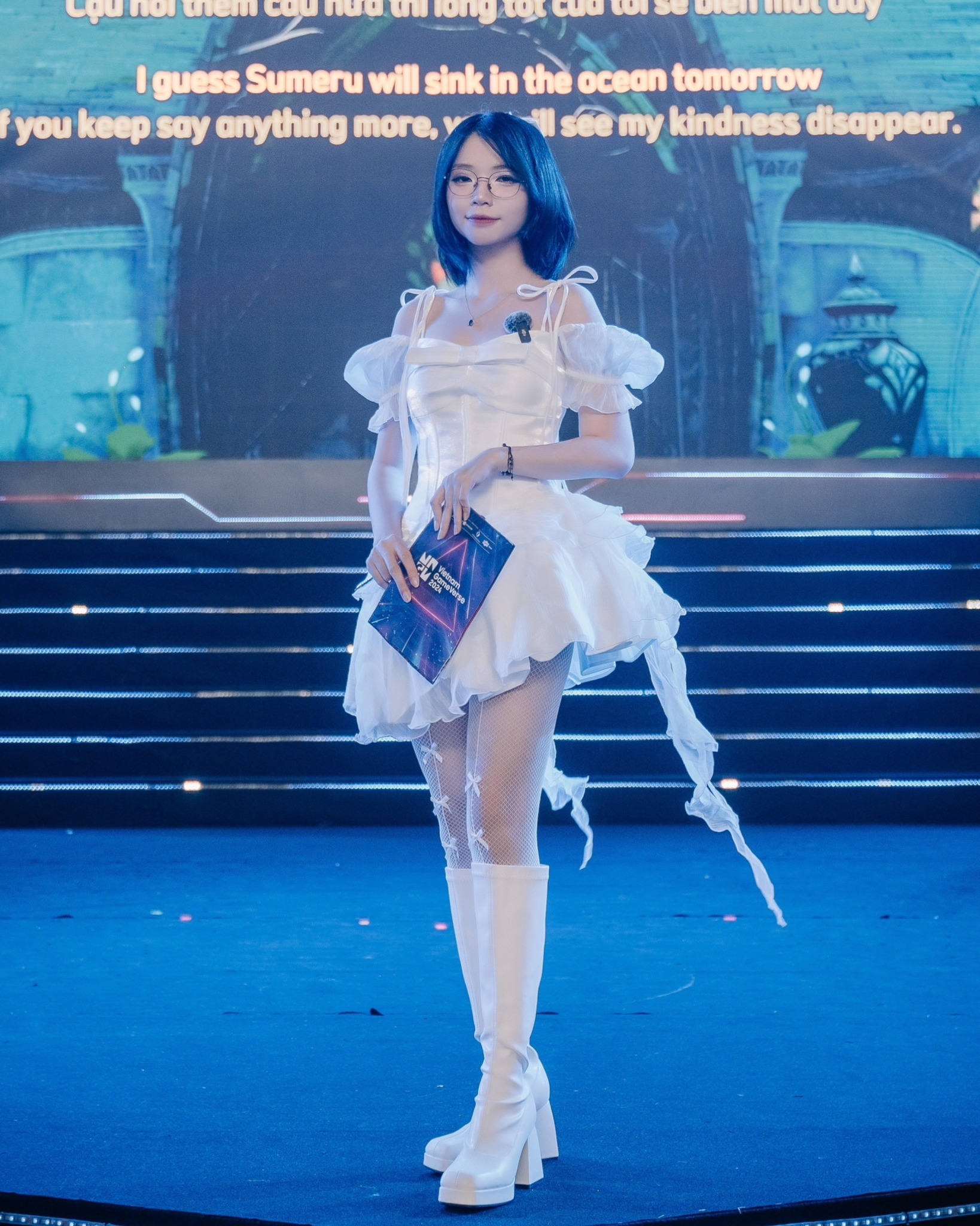 Remind Returns as MC After VCS Controversy 3 Remind on stage at gaming event