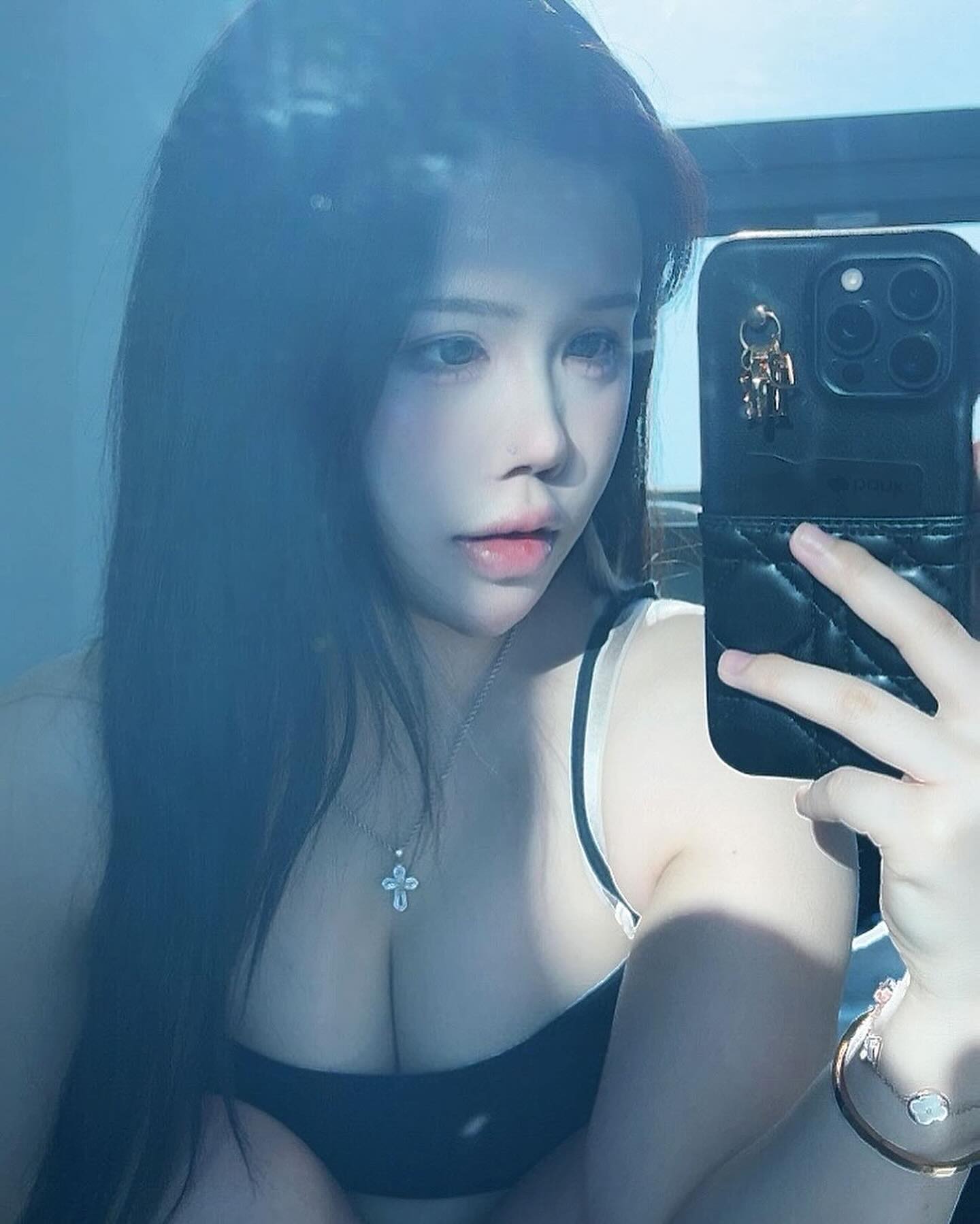 Vietnamese Beauty’s Followers Soar After Meeting IShowSpeed 4 4421370114651486061765141267404398683349602n 1716282436971376396263