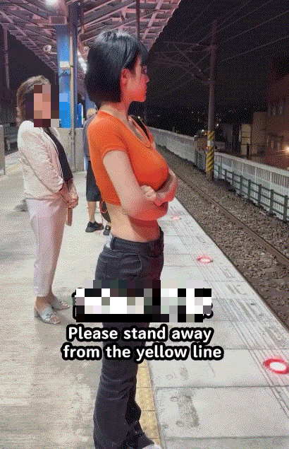 Beautiful Girl Jokes Her Chest Is Watermelon-Sized 1 edit anh chup man hinh 2024 05 05 luc 135902 1714905738864834951571