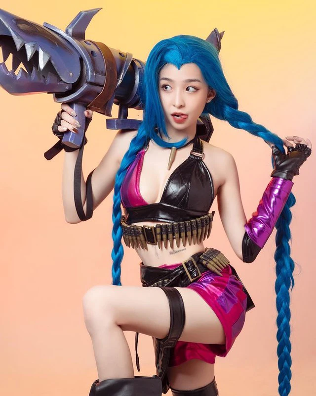 Tammy Phạm Dazzles with Fiery Curves After Gamer Breakup 2 photo 1715927444217 17159274444052126892054