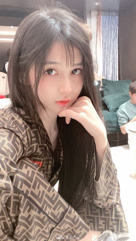 Cai Luoli cosplay