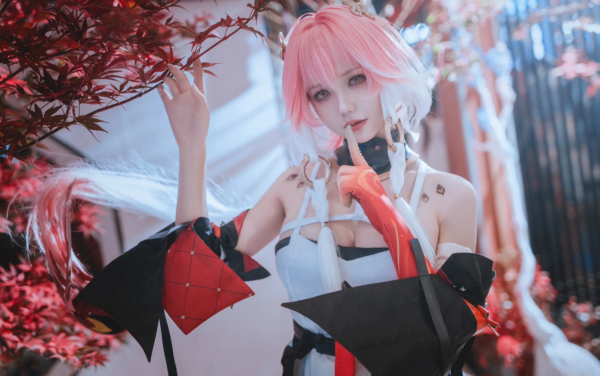 Changli Cosplay Ignites Wuthering Waves Fans’ Excitement 6 base64 17224117083171355403958