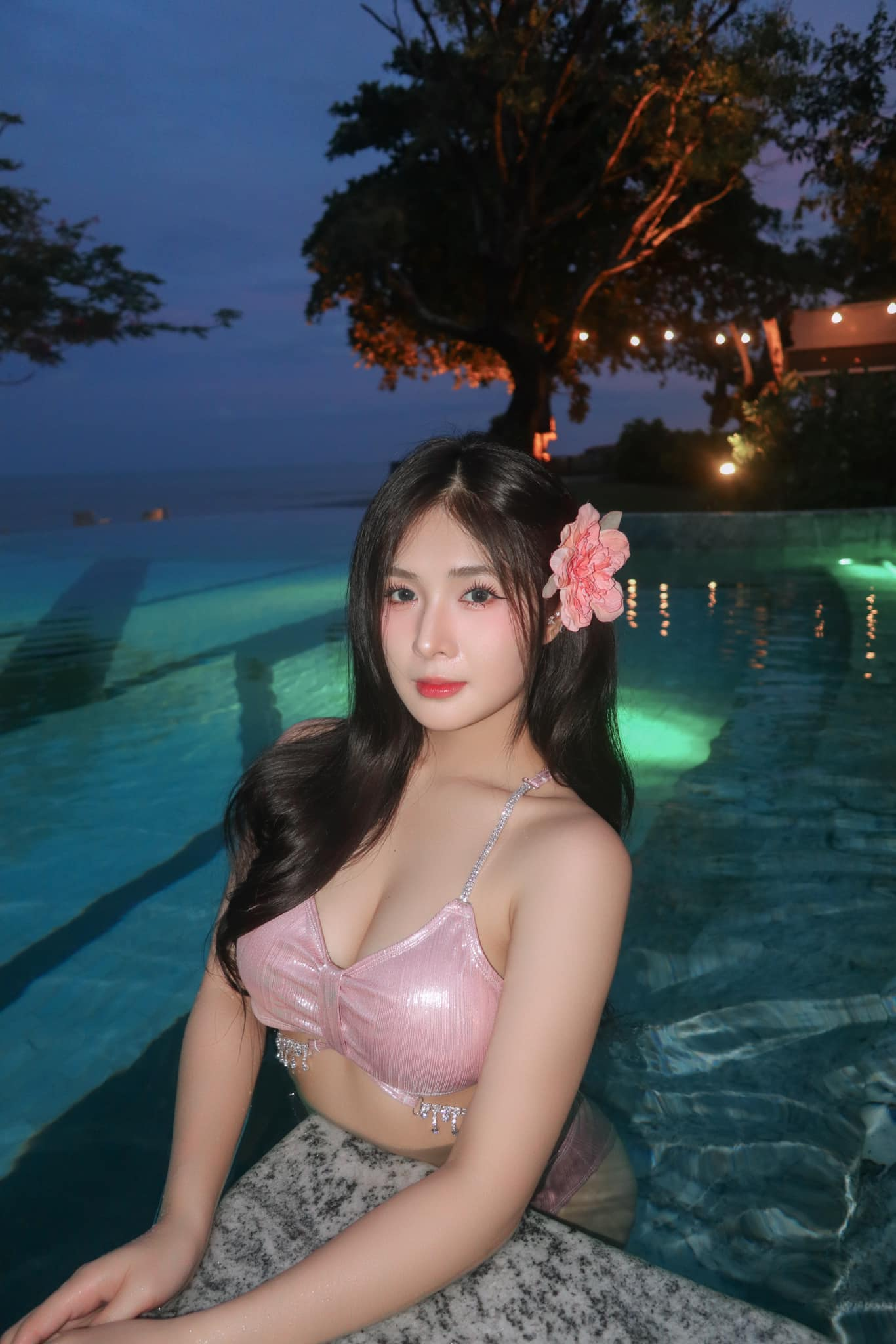 Quỳnh Alee’s Sexy Pics Used Without Permission Sparks Backlash 2 Quỳnh Alee fan reactions