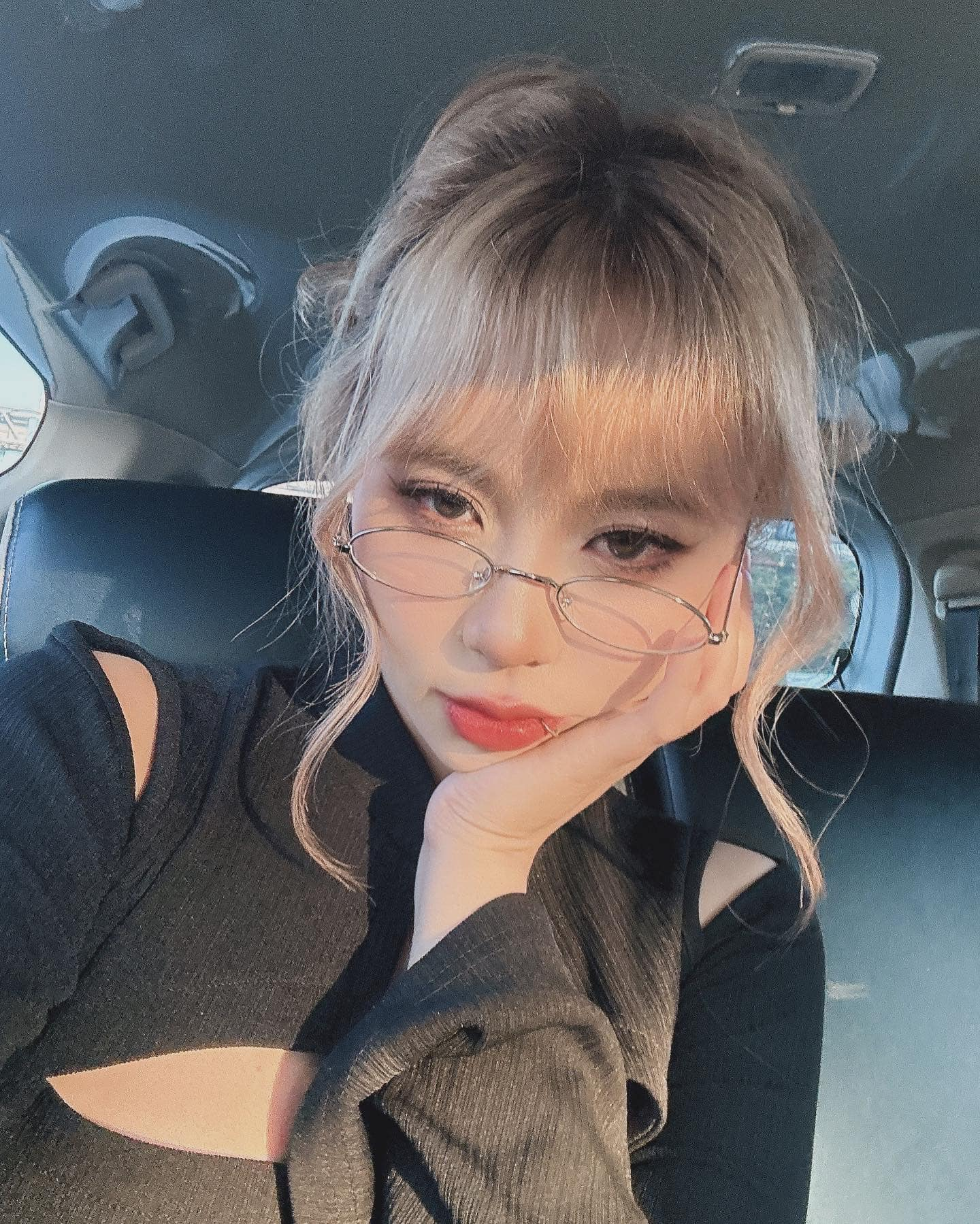 MisThy Takes on New Challenge with Stunning New Look 2 MisThy's new look