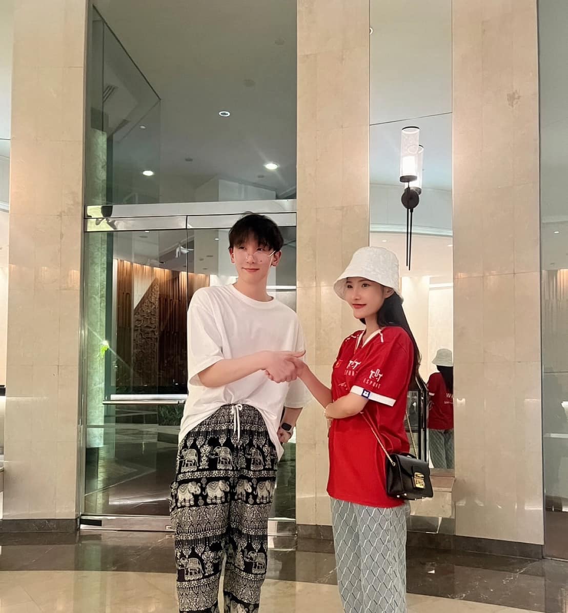 Hana’s Rise and Fall: From First Female Pro to Controversy 3 Hana at APL 2024 event
