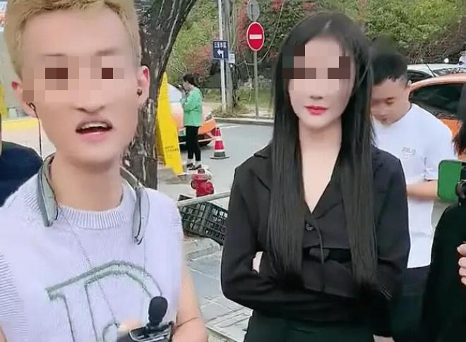 Streamer’s Embarrassing On-Air Accident Sparks Online Drama 1 edit urlhttp3a2f2fdingyuews126net2f20242f08052fe2e817f9j00shqazr001gd000kl00f4m 17229334962161707517891 17229335108101219309827