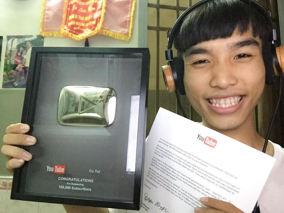 Famous Vietnamese Parody Music Star Faces Tough Times After Hiatus 2 Cu Toi top social media star 2015
