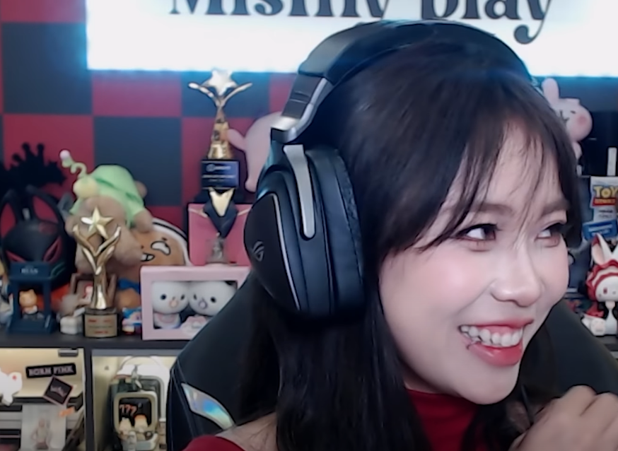 MisThy’s Stream Sparks Fans’ Concern Over Wardrobe Slip 6 screenshot 2024 08 14 102515 17236074200851256665476