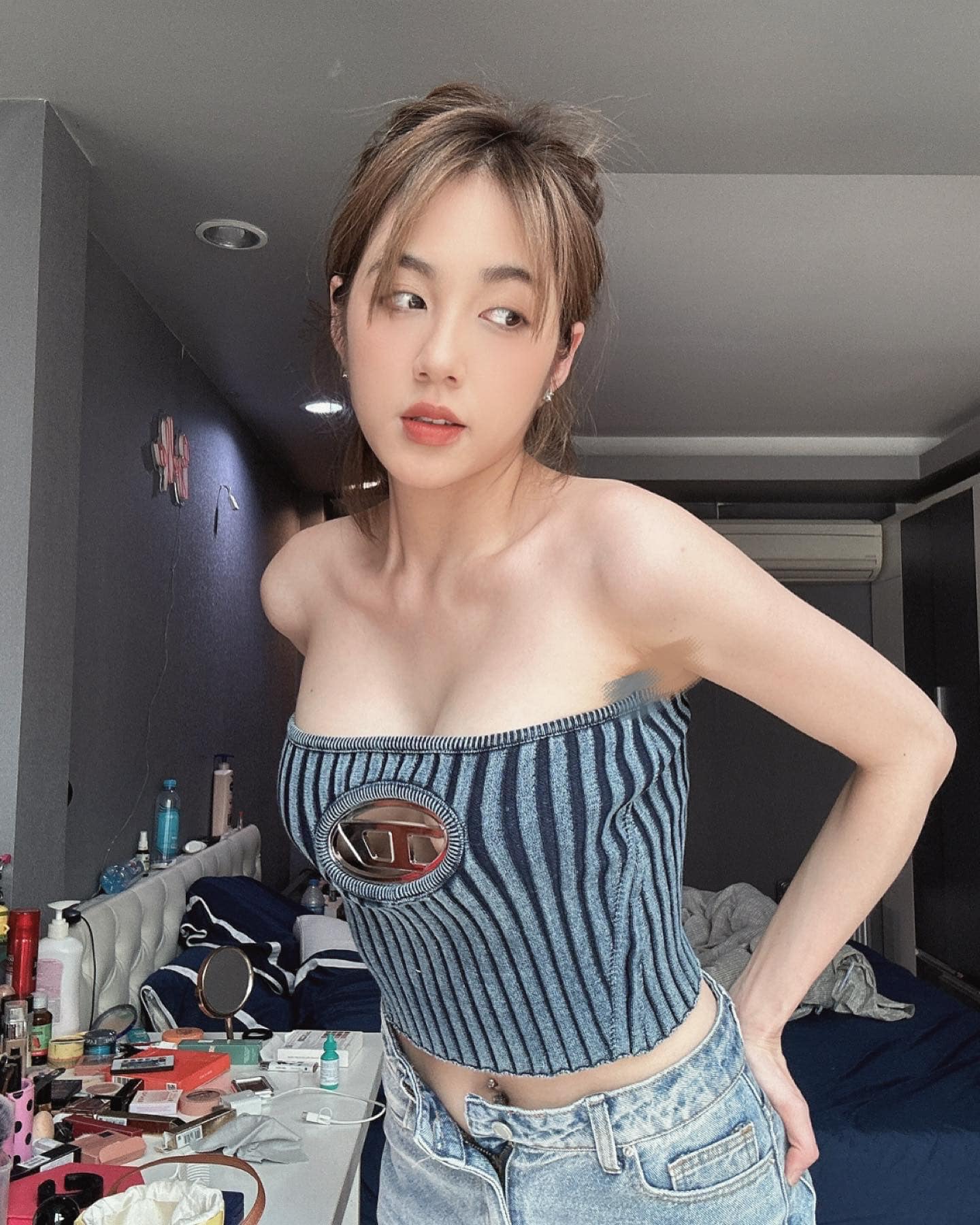 Streamer Trân Mèo Gets Caught Off Guard by Leaked Sexy Photo 2 Trân Mèo’s stunning figure