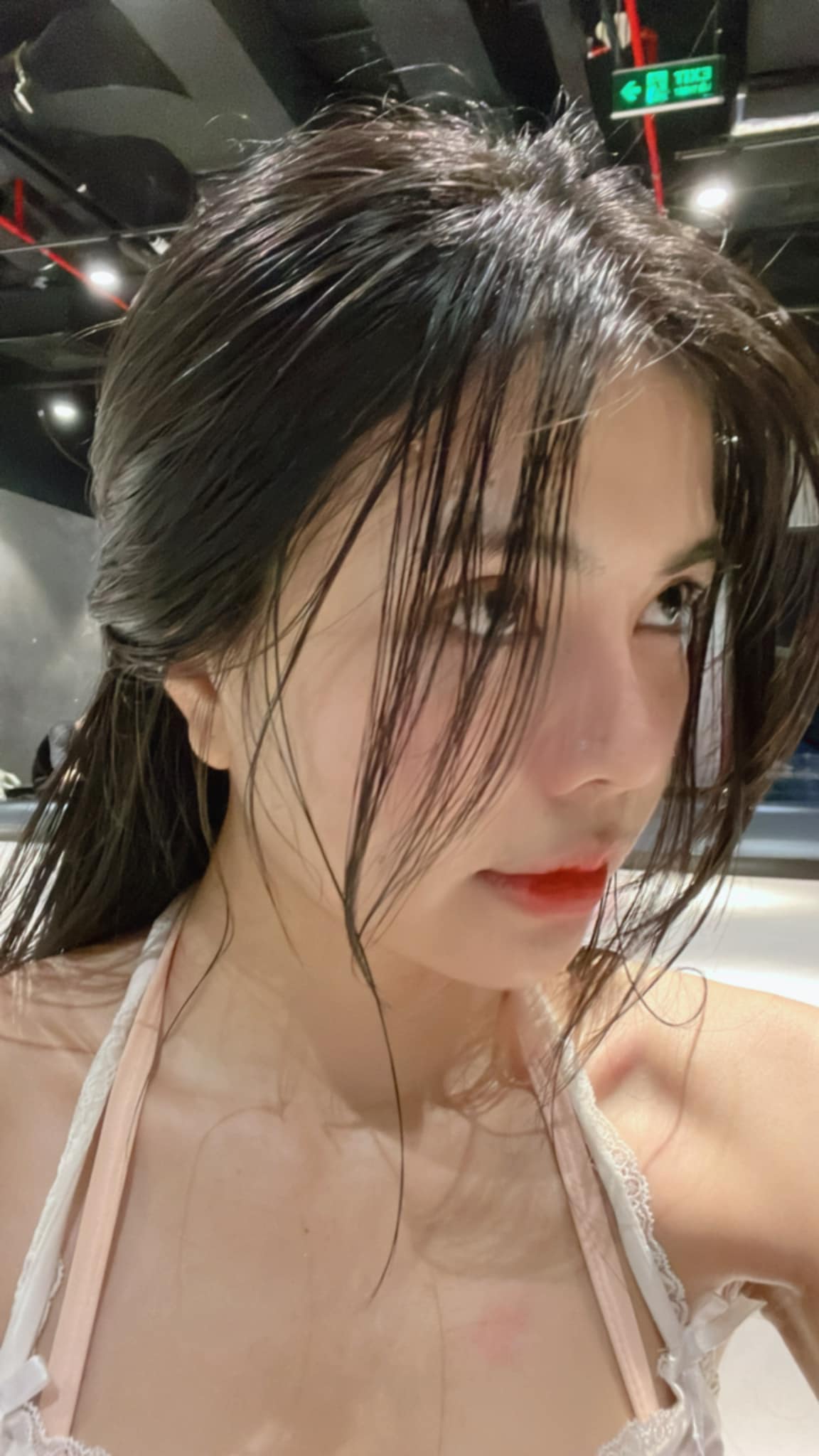Mai Dora Stuns Fans with Stunning Bikini Photos After Rapid Weight Loss 1 45774683910266025291385236616735270771818611n 1 1726731813087607016129