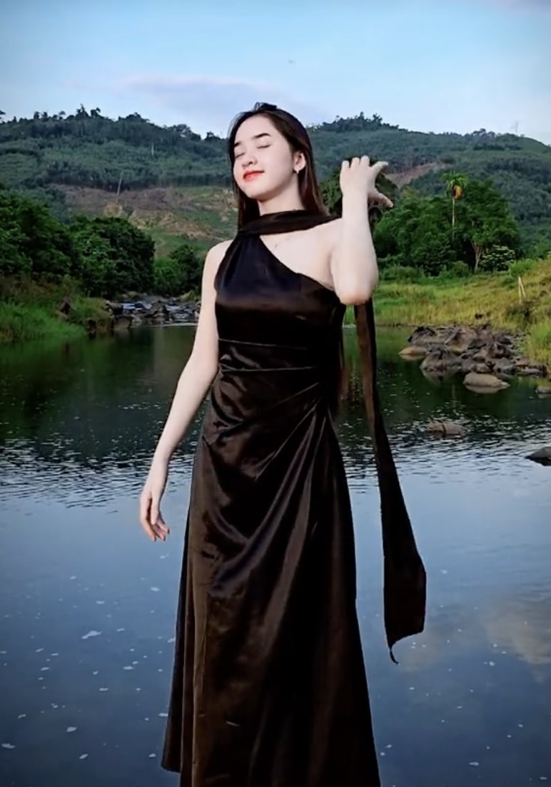 Yona Cươn’s Stunning Glow-Up Sparks Mixed Reactions 5 anh man hinh 2024 09 07 luc 101550 1725682758278 1725682758581165132902