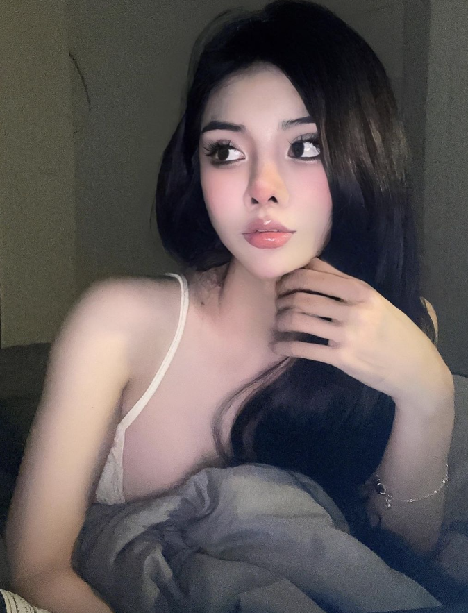 Hot Girl Shares Her Struggle as a Buriram Fan in Liên Quân 6 Châu Ngọc Như fan struggles