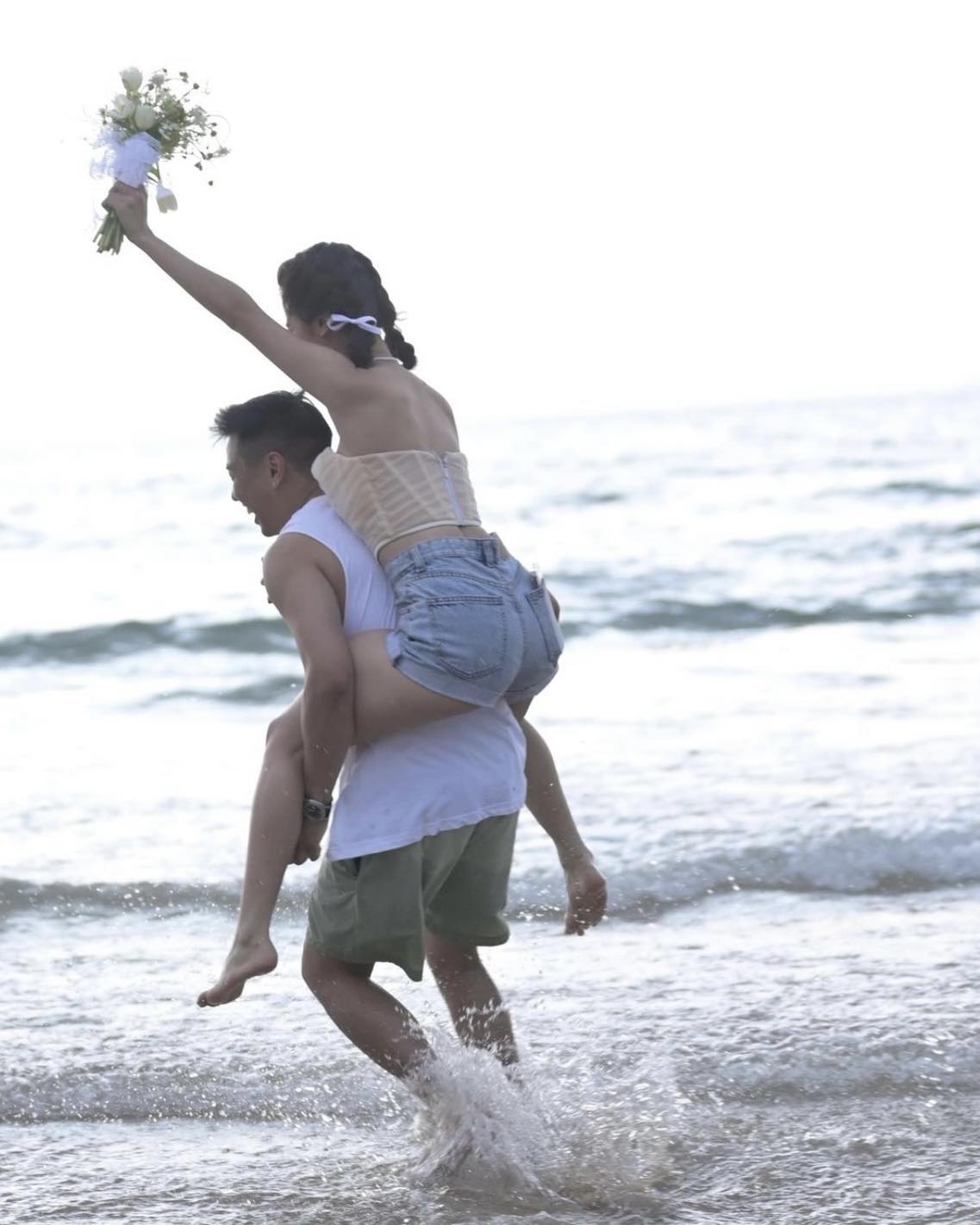 Han Hang Shares Engagement News After 4 Years Together 4 4646140355188394478061141120959142295893655n 1729915146926629972519