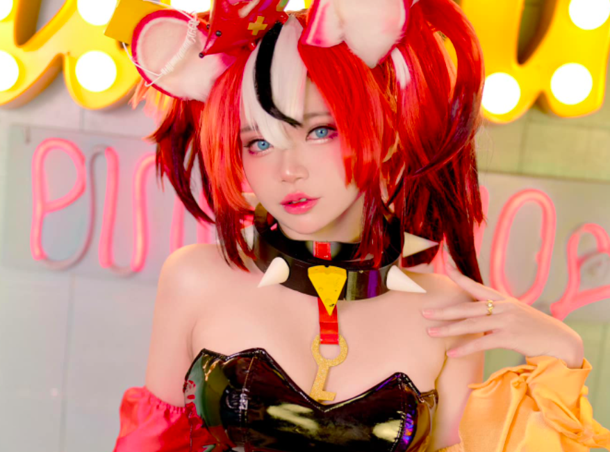 Remind's Stream Stolen by Stunning Cosplayer Zinie 11 anh chup man hinh 2024 10 20 luc 090731 17293900931621447267544