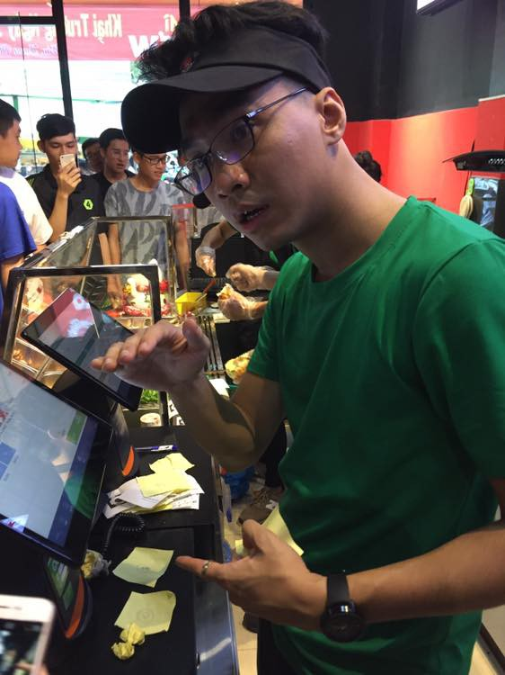 PewPew Expands His Famous Banh Mi Brand to Hanoi 1 photo 1728782729146 17287827310482109572274