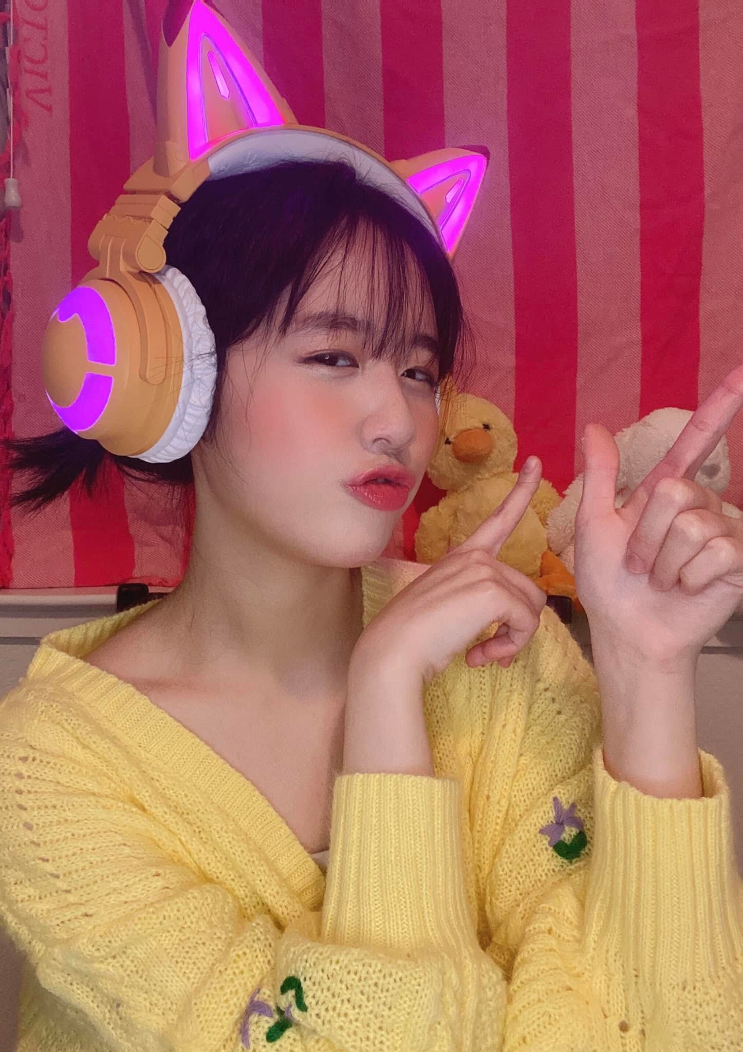Linh Mai smiling