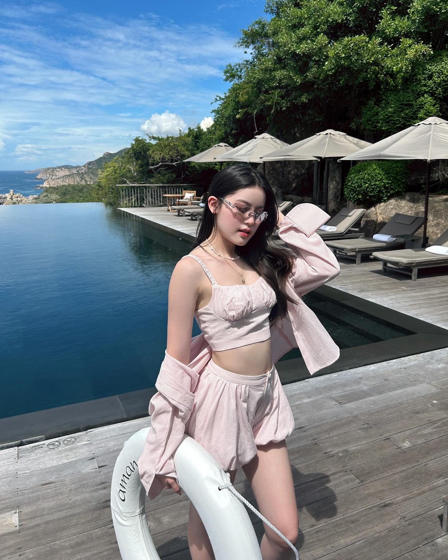 Hot Girl Tăng Mỹ Hàn Shares How She Handles Online Hate 1 Tăng Mỹ Hàn posing stylishly