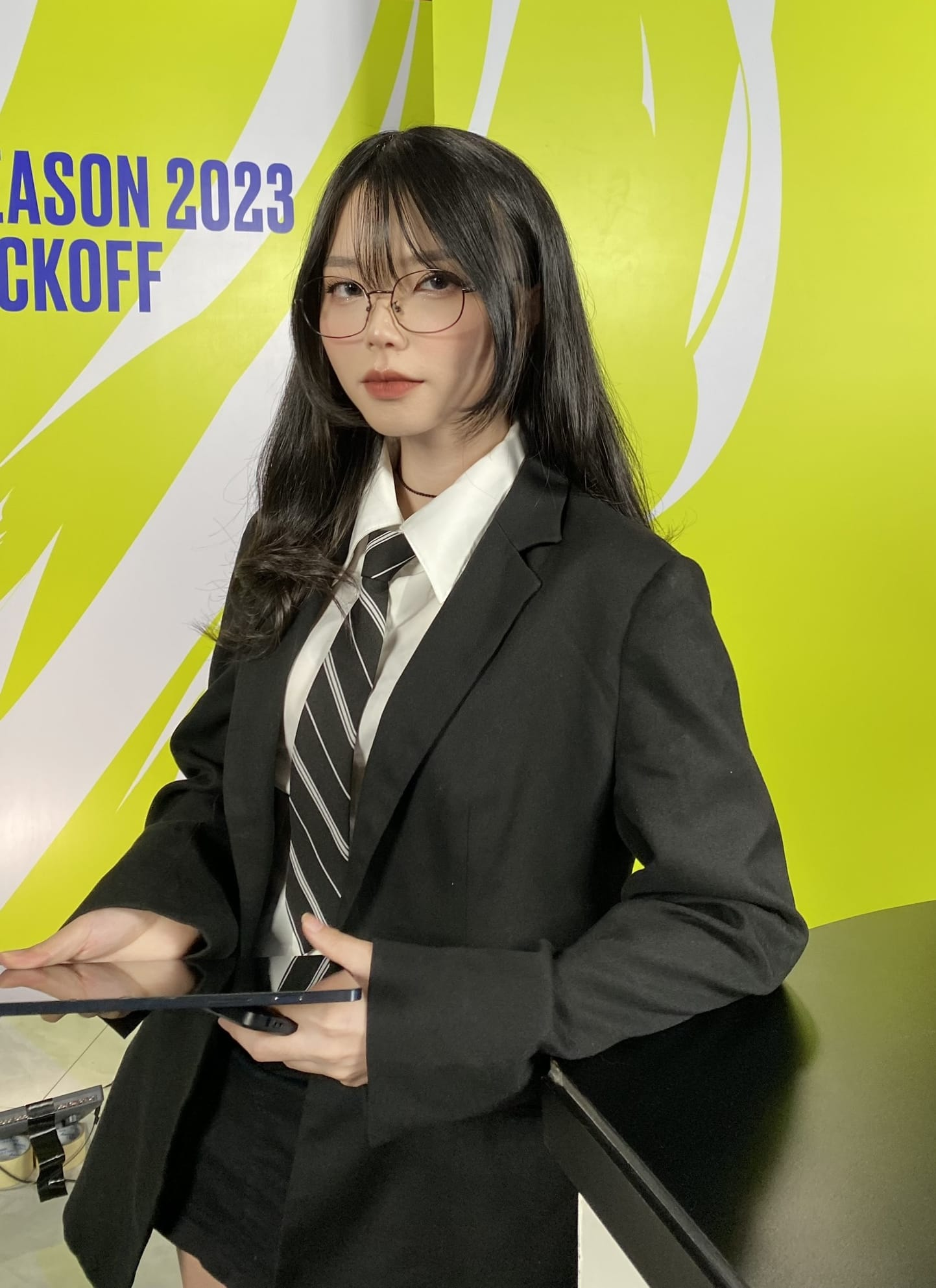 Remind’s Stunning Ahri Cosplay Has Fans Asking If They Regret It 2 photo 1730261840317 1730261840416990573260