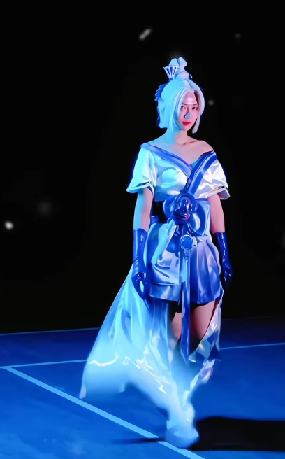 Lê Bống’s New Natalya Cosplay Surprises Fans 4 Lê Bống Natalya cosplay front