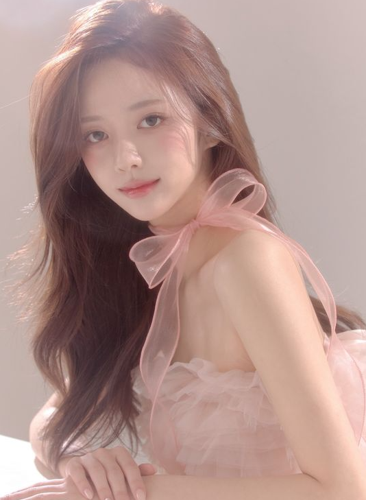 Jo Yeri smiling in casual wear