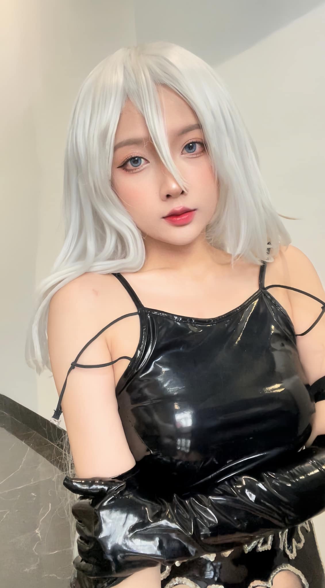 Quỳnh Quỳnh showcasing her refined cosplay style