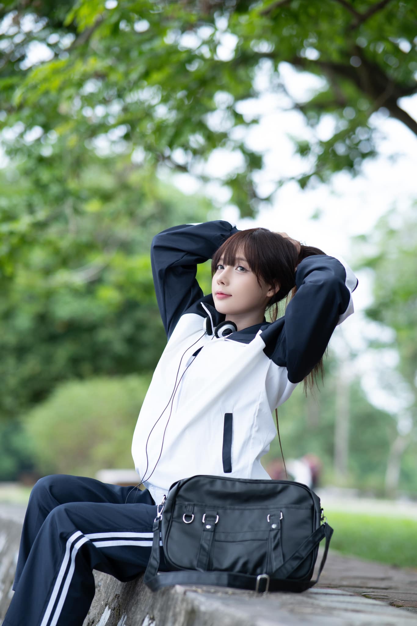 Quỳnh Quỳnh glowing with her fresh look