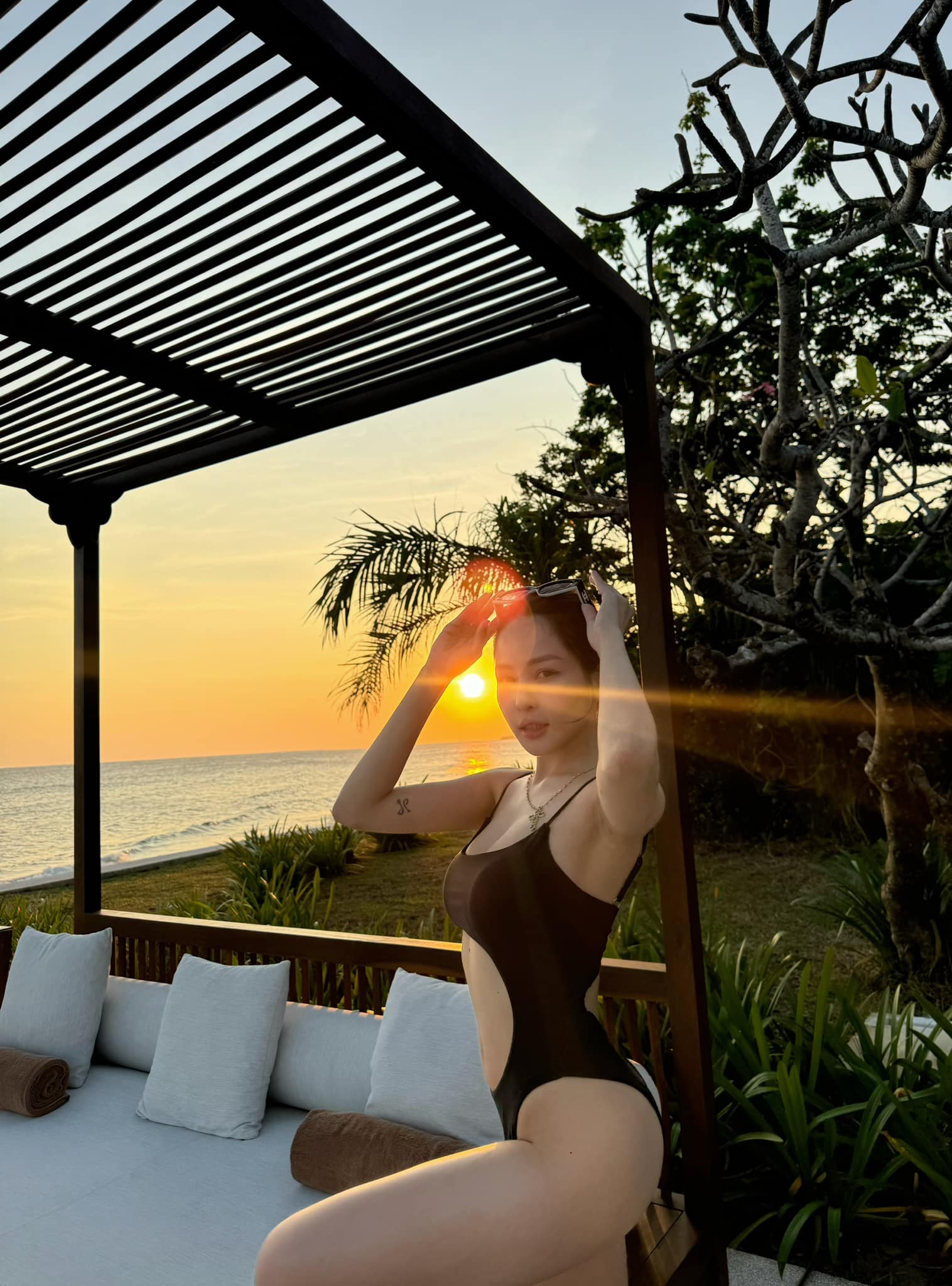 Trâm Anh Stuns Fans with Killer Bikini Body 5 Trâm Anh confident and radiant