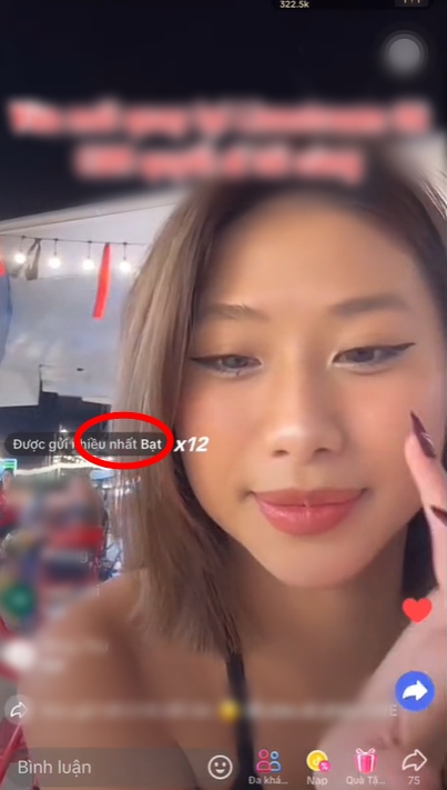 Louis Phạm Returns to TikTok Livestream Amid Donation Drama 2 'Phông', 'bạt', 'phông bạt' became the most sent words in Louis Phạm's livestream.