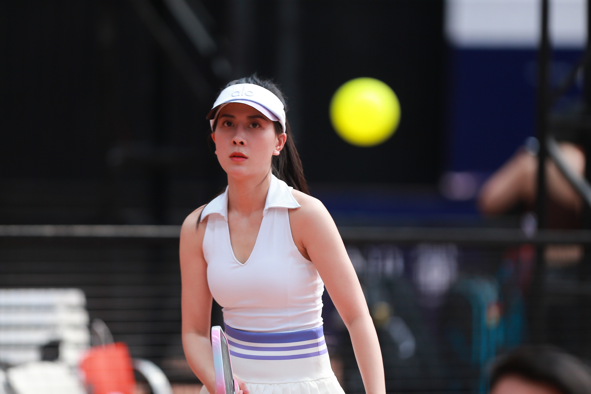 Meet Cao Uyên: Pickleball's Hottest Star Today 3 c4 122 1730614943931406649546 1730691480086 17306914801391582022267