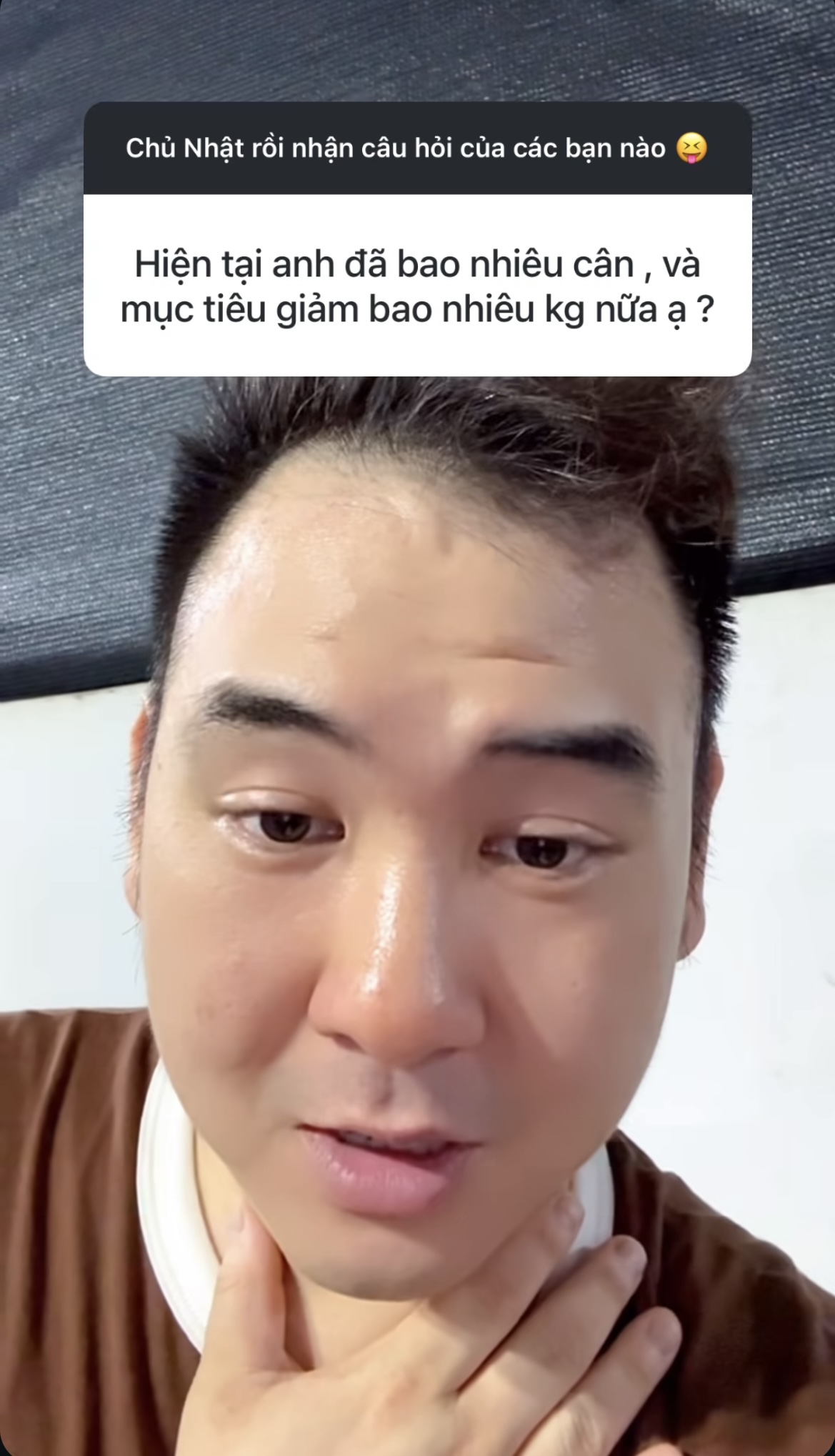 Xemesis looks gaunt after recent relationship troubles.