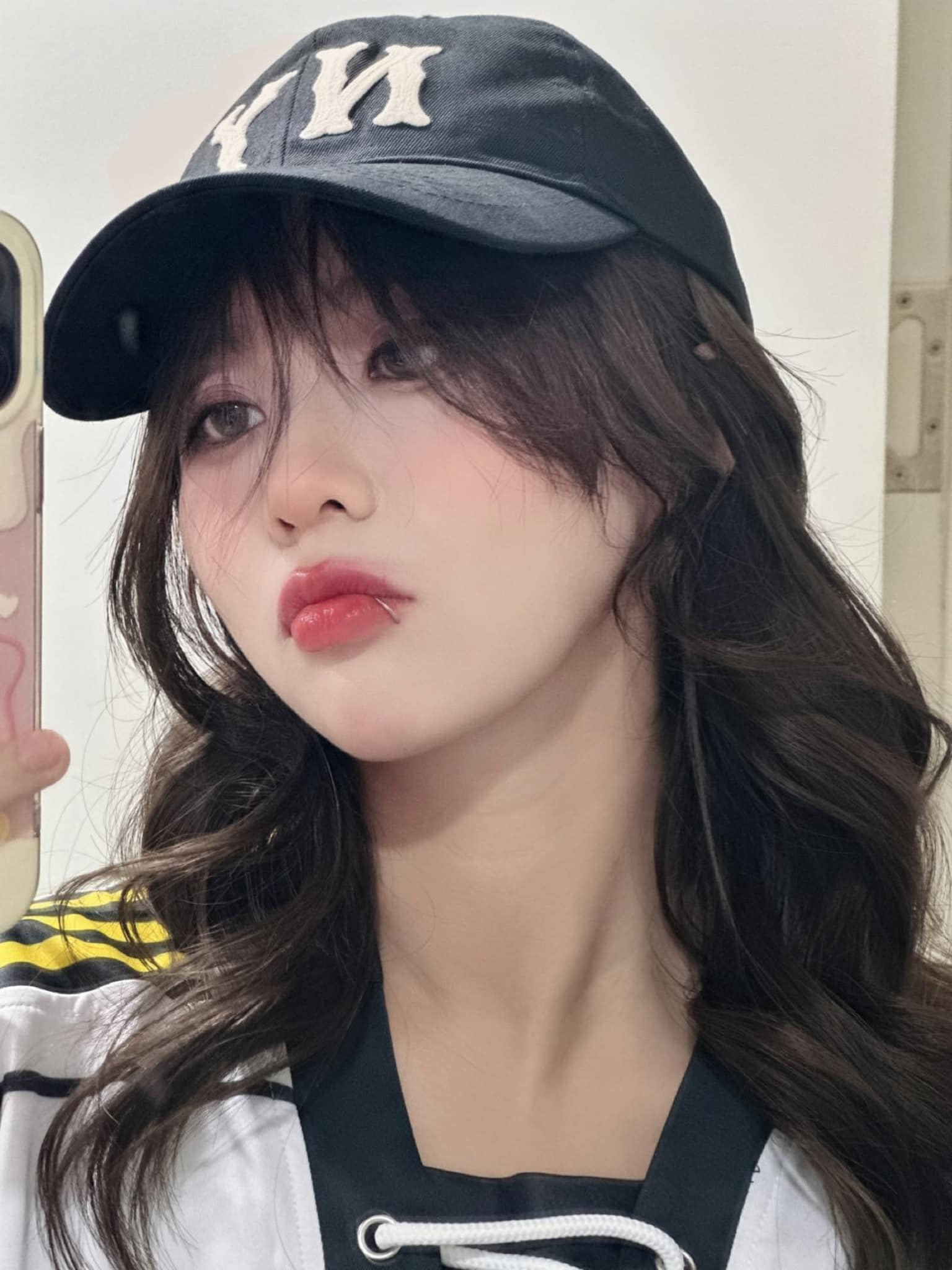 MisThy’s Dance Moves Spark Hilarious Fan Reactions 1 MisThy posing in a stylish outfit