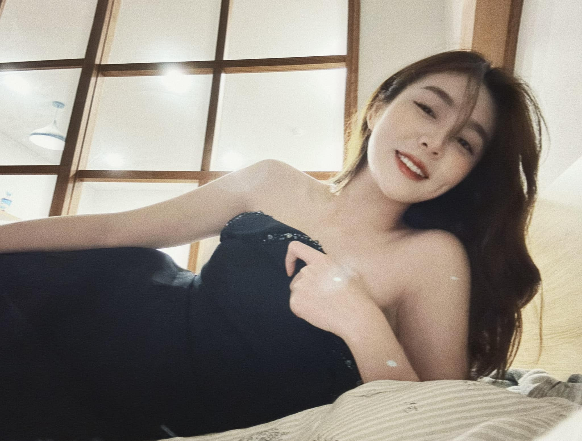 Streamer Miên Trinh’s Glow-Up After Độ Mixi’s Matchmaking 3 Miên Trinh casual look