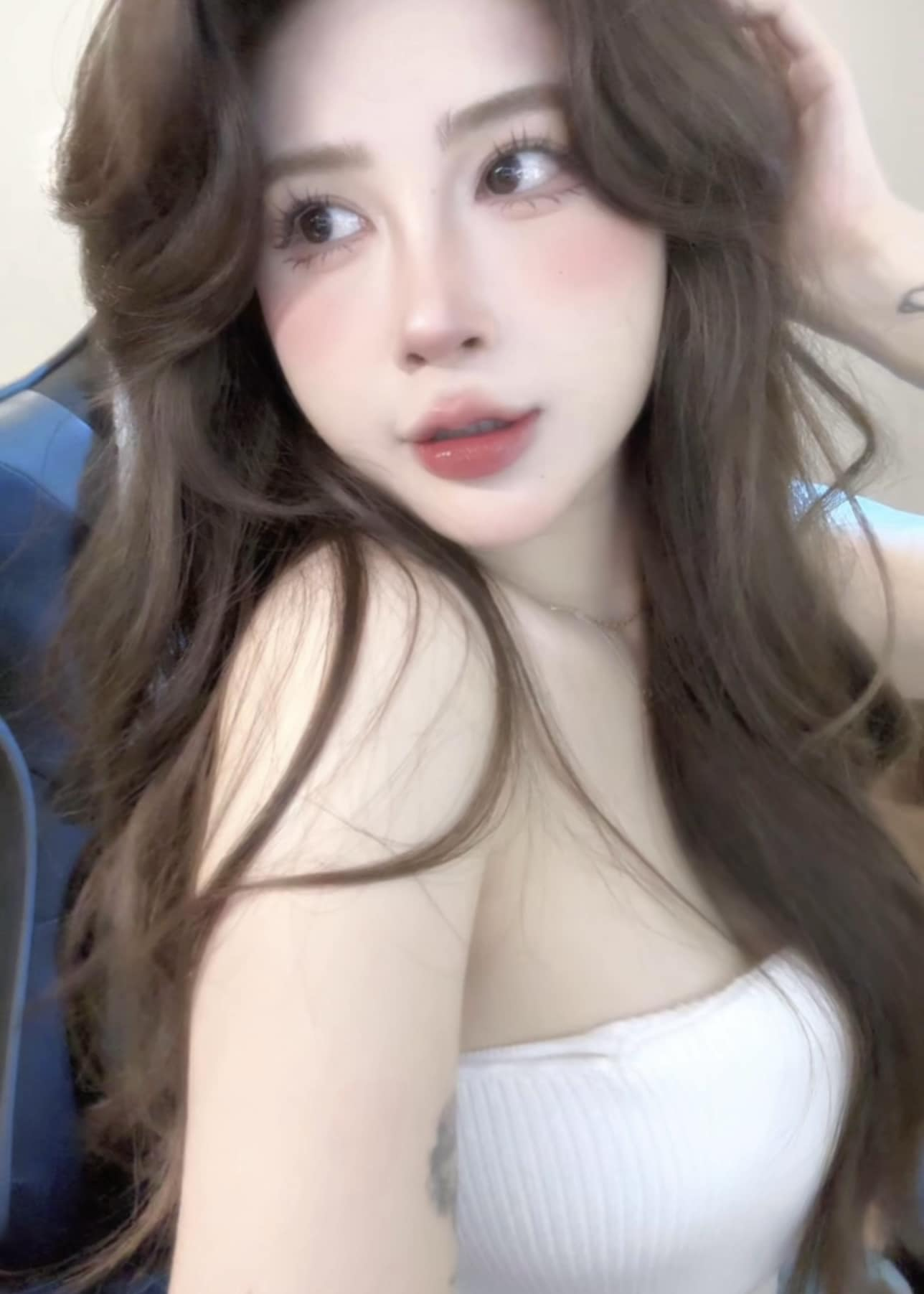 Streamer Quỳnh Ami Shatters Fans’ Dreams with Relationship Reveal 1 Quỳnh Ami streaming
