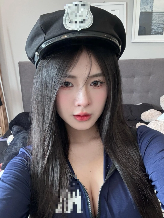 Quỳnh Alee Stuns Fans with Liliana Cosplay Look 1 Quỳnh Alee cosplay as Liliana