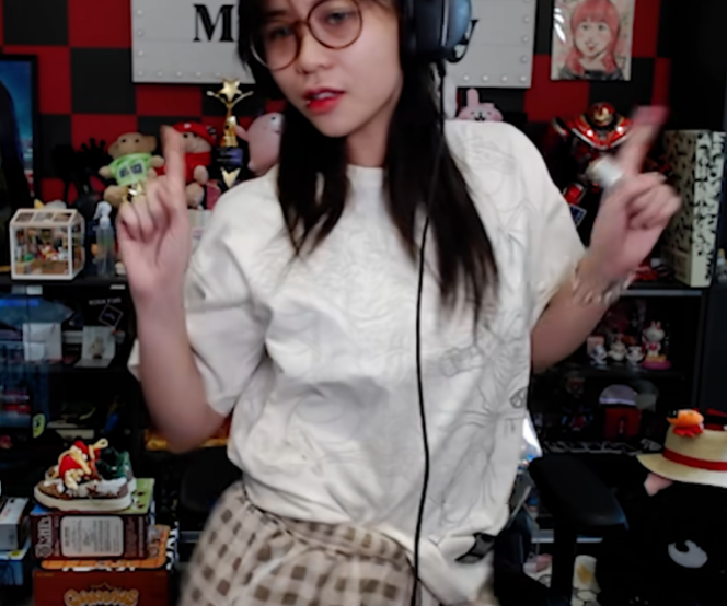MisThy’s Dance Moves Spark Hilarious Fan Reactions 7 MisThy smiling after her performance