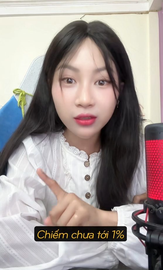 Chat messages showing support for Nắng