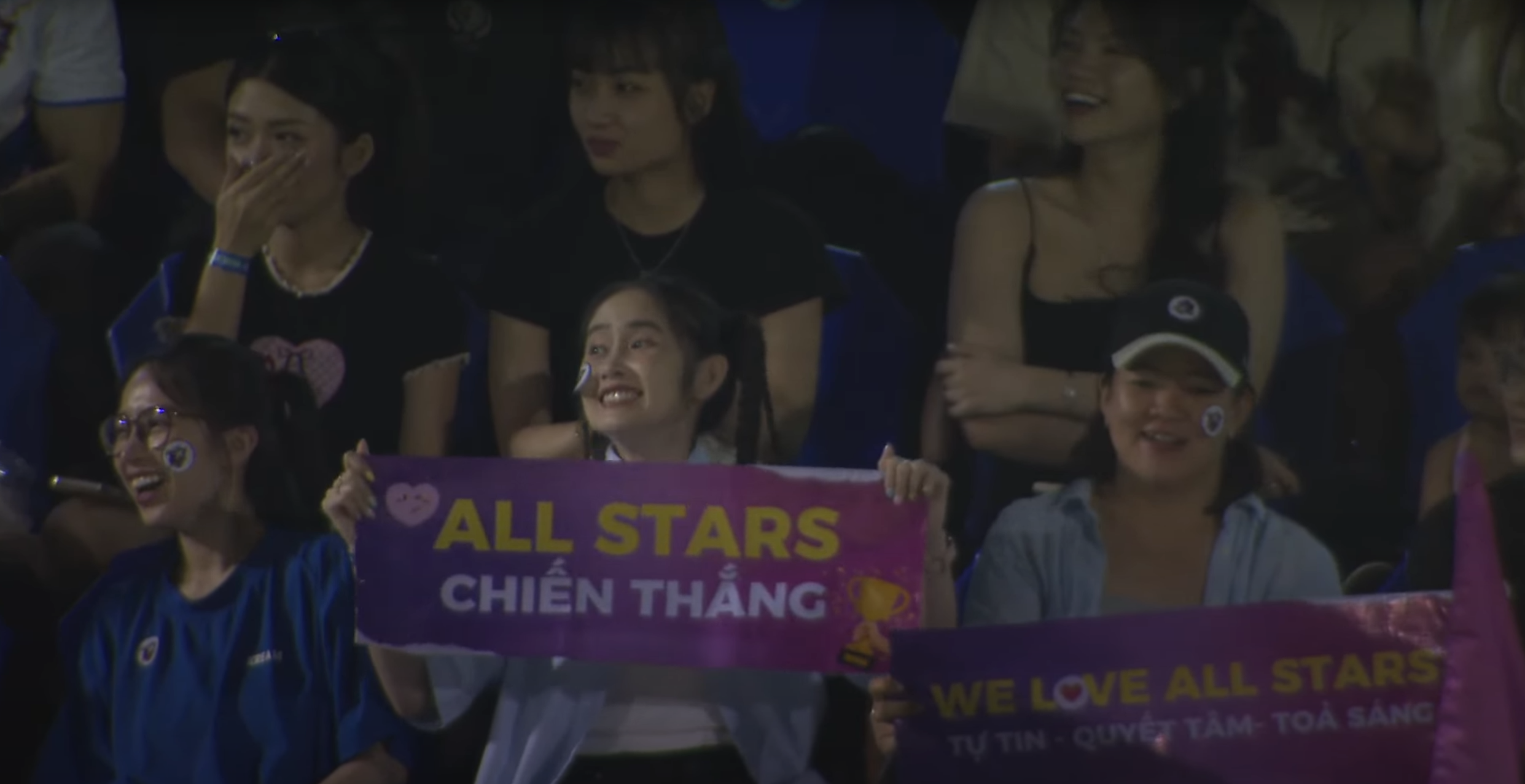 Mina Young Steals the Spotlight at Mixi Cup 8 Mai Quỳnh Anh at Mixi Cup