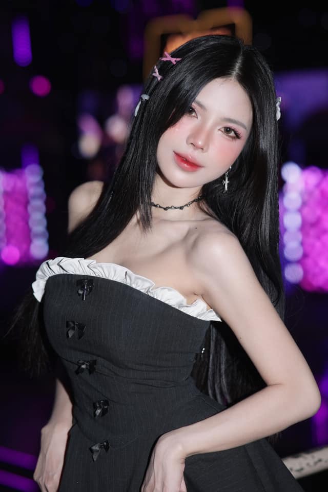 Close-up of Mai Dora's stunning figure leaves fans speechless