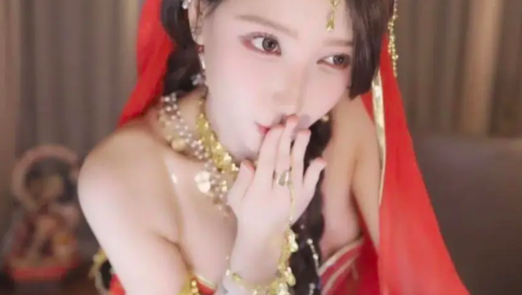 Streamer Mina Opens Up About Struggles and Love Life 2 Mina streaming live